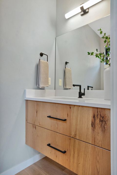 Tiny photo for 61250 Meeks Trail, Bend, OR 97702 (MLS # 220217009)