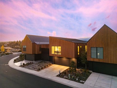 Tiny photo for 61250 Meeks Trail, Bend, OR 97702 (MLS # 220217009)