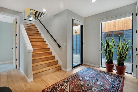 Tiny photo for 61250 Meeks Trail, Bend, OR 97702 (MLS # 220217009)