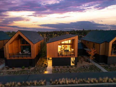 Tiny photo for 61250 Meeks Trail, Bend, OR 97702 (MLS # 220217009)