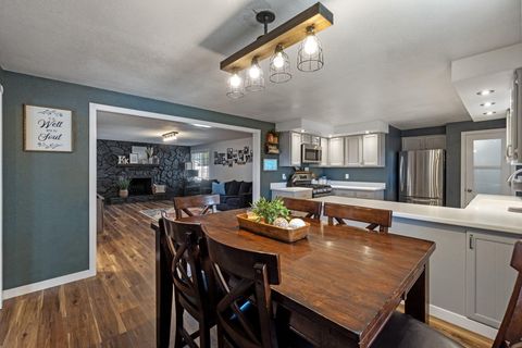 Tiny photo for 5101 Laurelwood Drive, Klamath Falls, OR 97603 (MLS # 220214059)