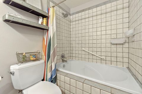 Tiny photo for 5101 Laurelwood Drive, Klamath Falls, OR 97603 (MLS # 220214059)