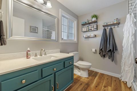 Tiny photo for 5101 Laurelwood Drive, Klamath Falls, OR 97603 (MLS # 220214059)