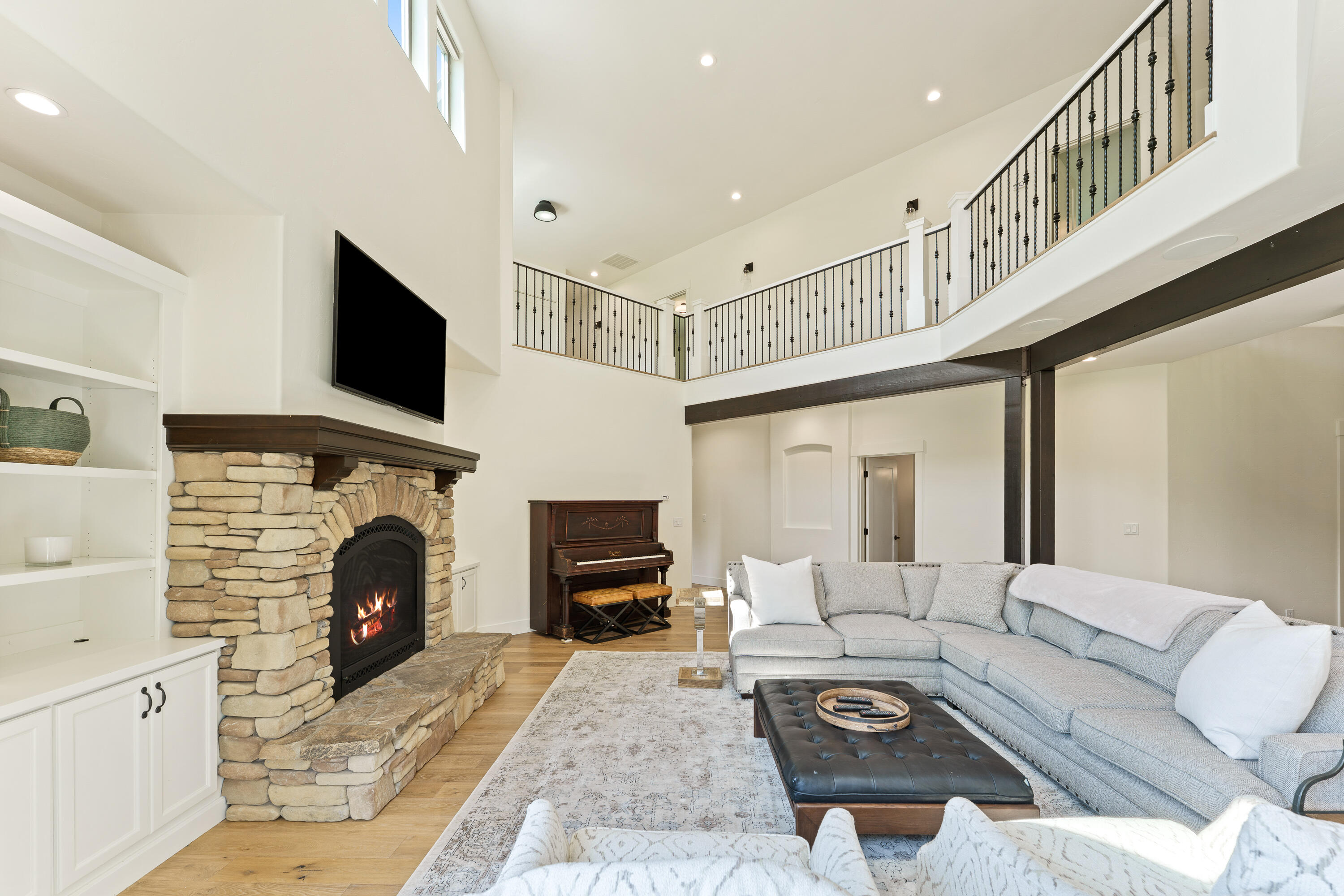 Woodside Ranch - Residential