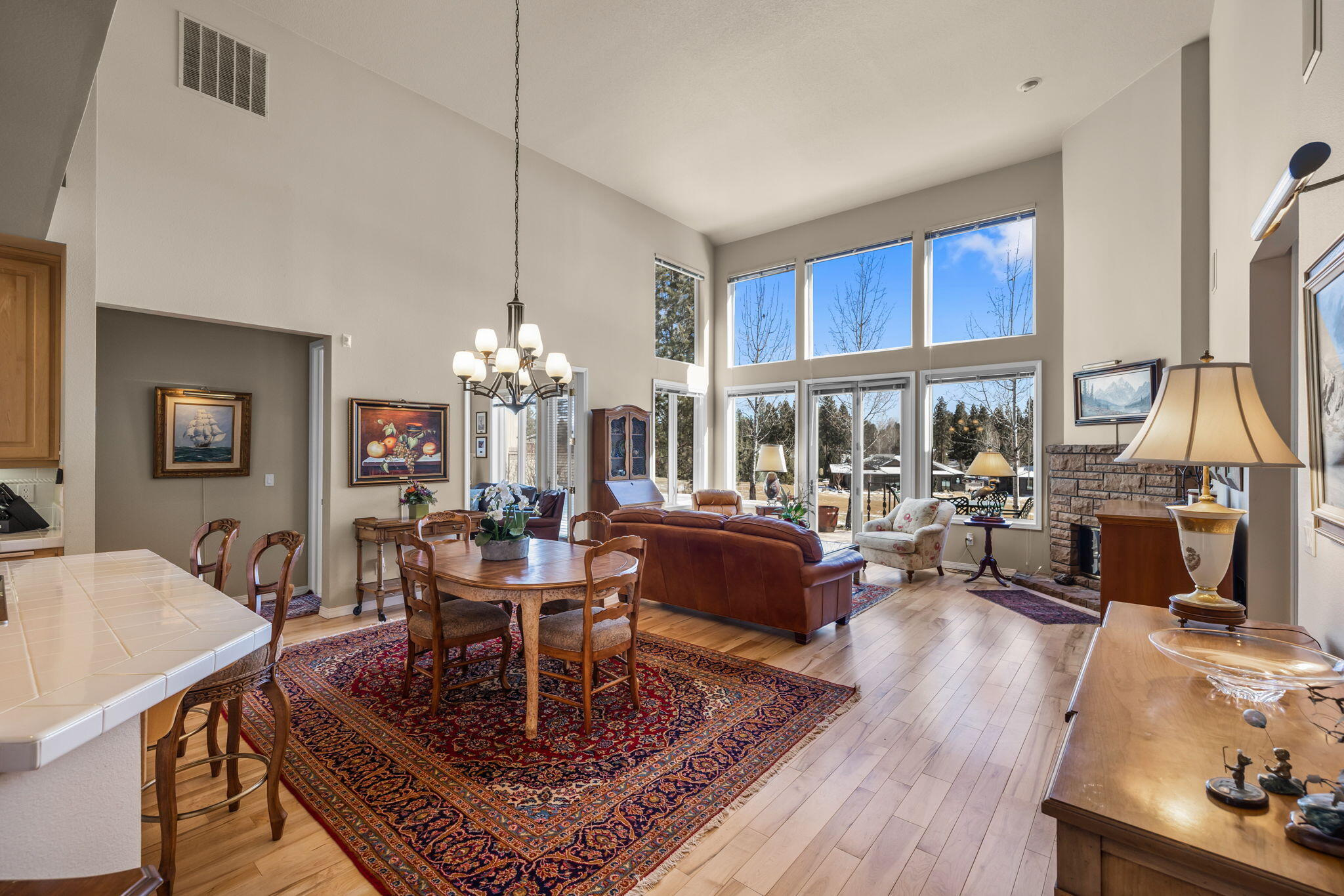 Broken Top - Residential