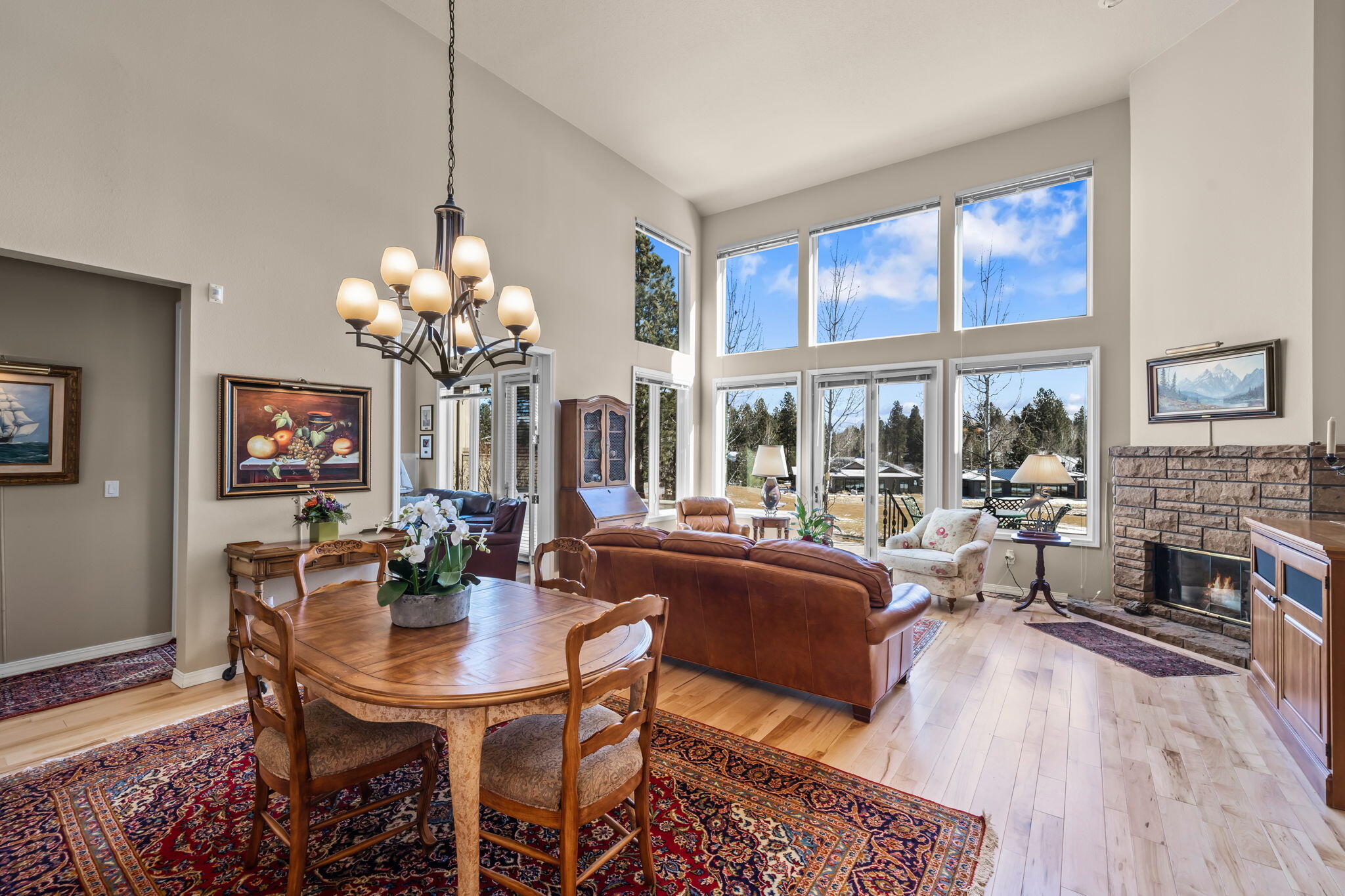 Broken Top - Residential