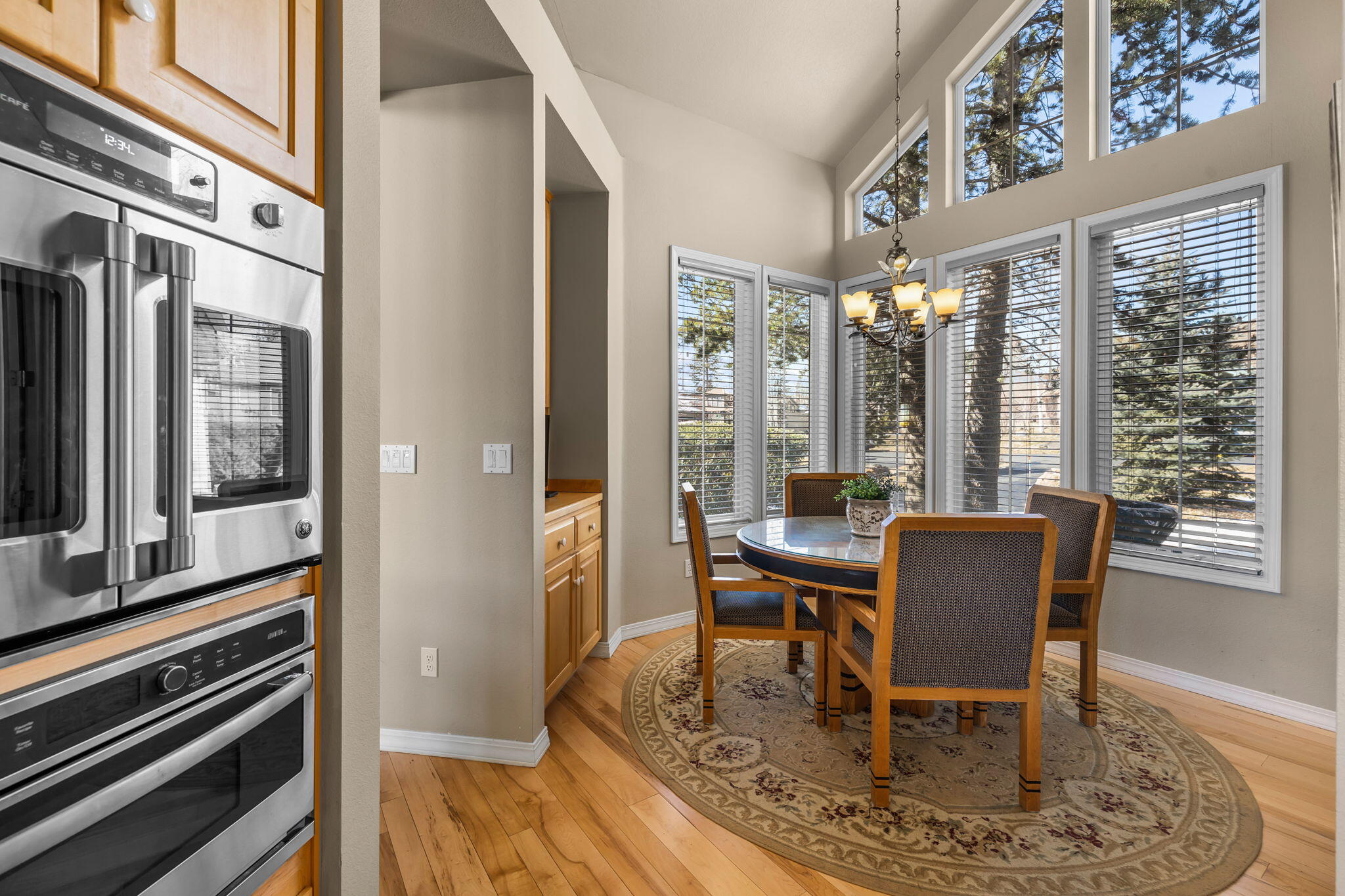 Broken Top - Residential