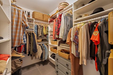 Tiny photo for 250 NW 17th Street, Bend, OR 97703 (MLS # 220213564)