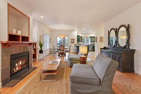 Tiny photo for 250 NW 17th Street, Bend, OR 97703 (MLS # 220213564)