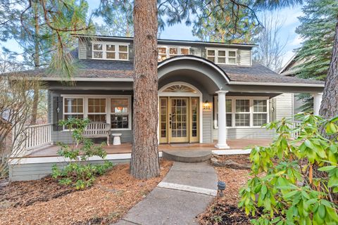 Photo of 250 NW 17th Street, Bend, OR 97703 (MLS # 220213564)