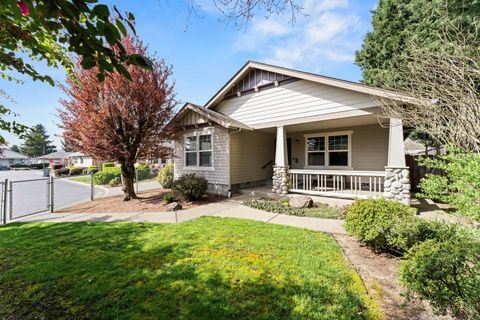 Photo of 2188 Marie Drive, Grants Pass, OR 97526 (MLS # 220217672)