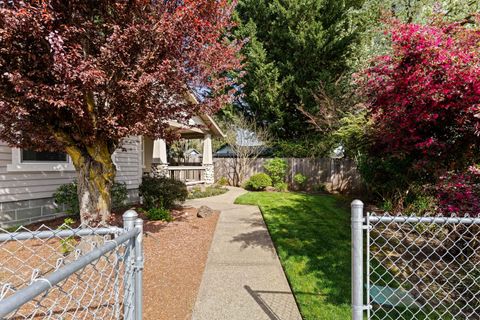 Tiny photo for 2188 Marie Drive, Grants Pass, OR 97526 (MLS # 220217672)
