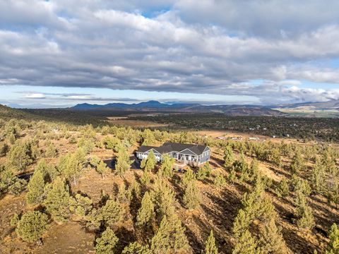 Tiny photo for 5785 NW Cedar Place, Prineville, OR 97754 (MLS # 220210274)