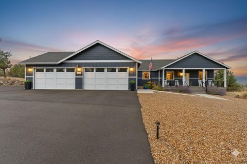 Tiny photo for 5785 NW Cedar Place, Prineville, OR 97754 (MLS # 220210274)