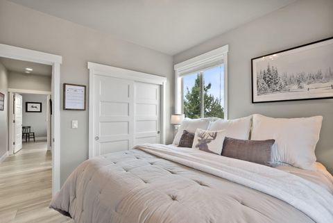 Tiny photo for 5785 NW Cedar Place, Prineville, OR 97754 (MLS # 220210274)