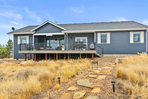 Tiny photo for 5785 NW Cedar Place, Prineville, OR 97754 (MLS # 220210274)