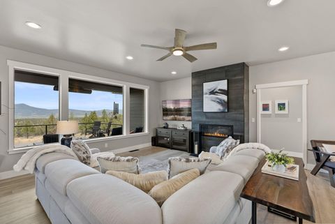 Tiny photo for 5785 NW Cedar Place, Prineville, OR 97754 (MLS # 220210274)