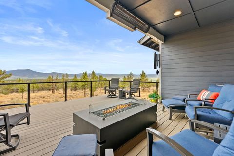 Tiny photo for 5785 NW Cedar Place, Prineville, OR 97754 (MLS # 220210274)