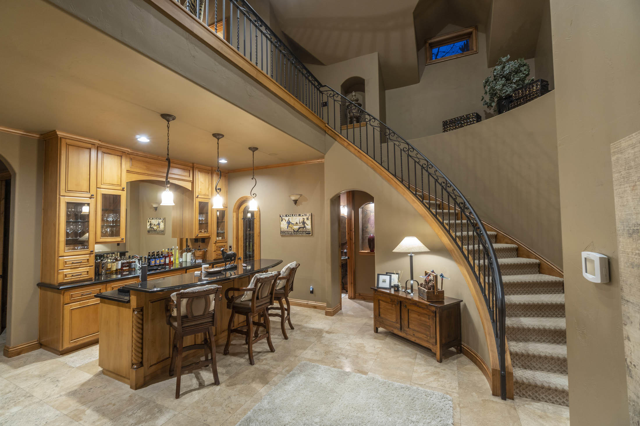 Broken Top - Residential