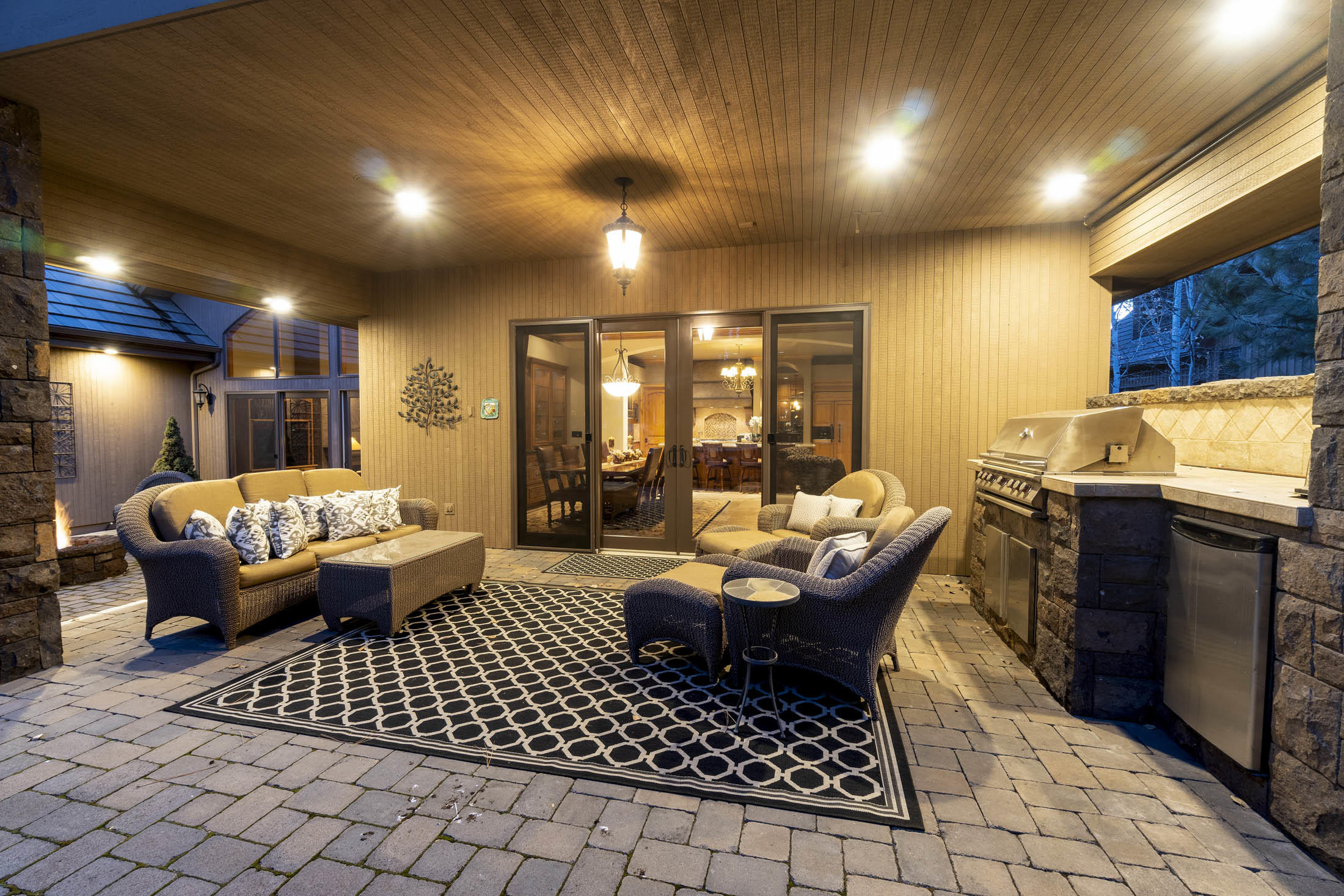 Broken Top - Residential