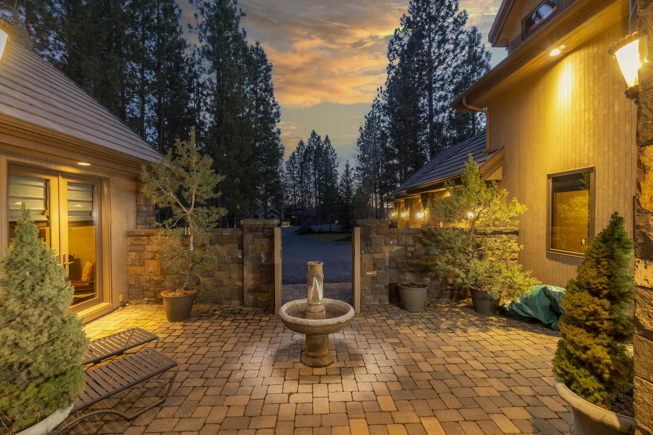 Broken Top - Residential