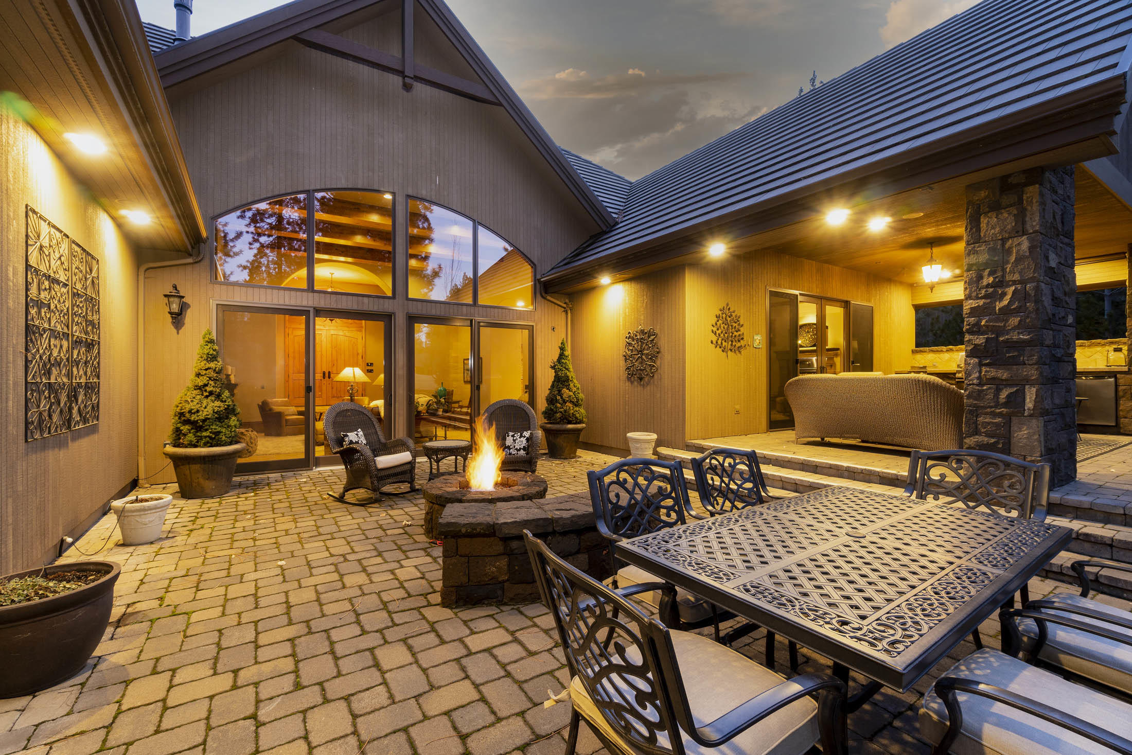 Broken Top - Residential