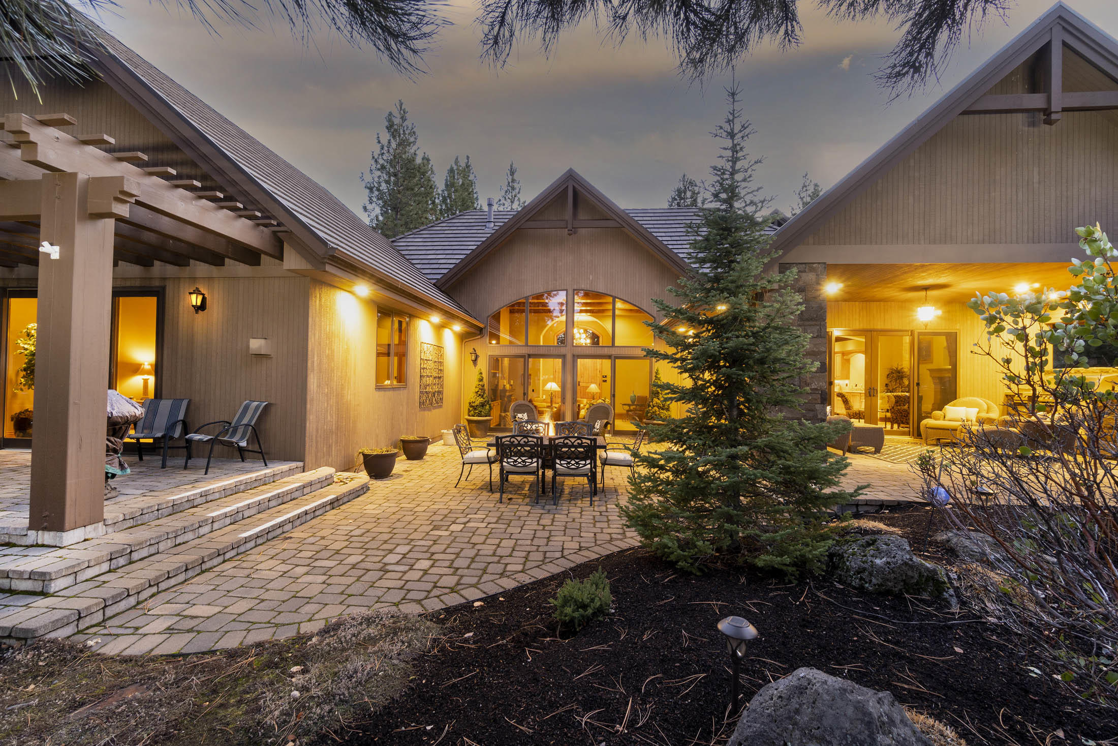 Broken Top - Residential