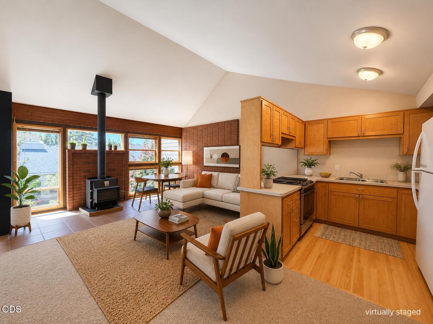 1952 NE Otelah Place