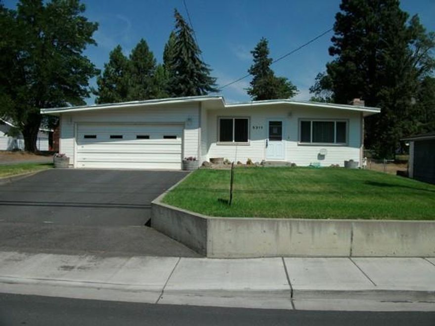 Beautiful Shasta Way Home. Meticulously Cared For. Hard Wood Flooring, Fireplace, 3 Bedrooms, 1.5 Bathrooms. Mdouble Car Garage With A Covered Patio, Fenced Yard, Utility Shop And Rv Parking. A Must See. House Has Gas Plumbed In For Stove And For Dryer If You Want Gas. Motivated Seller- Bring All Offers.