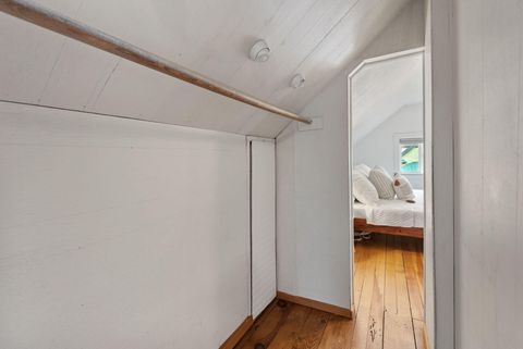 Tiny photo for 145 NW Jefferson Place, Bend, OR 97703 (MLS # 220213548)