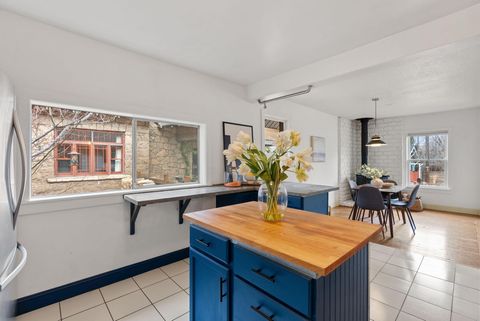 Tiny photo for 145 NW Jefferson Place, Bend, OR 97703 (MLS # 220213548)