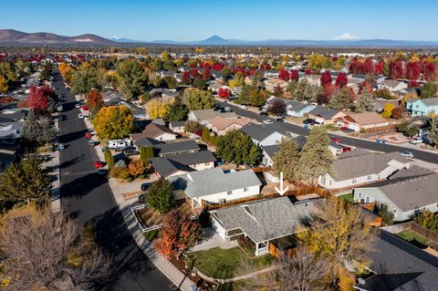 Tiny photo for 2841 SW Pumice Avenue, Redmond, OR 97756 (MLS # 220211041)