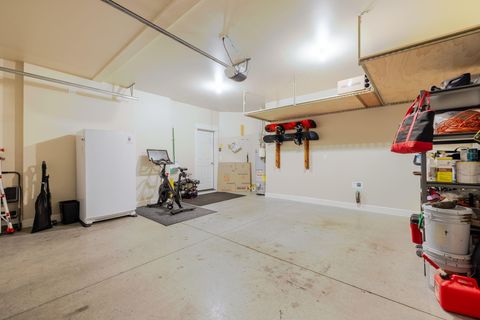 Tiny photo for 3137 NE Flagstone Avenue, Bend, OR 97701 (MLS # 220217502)