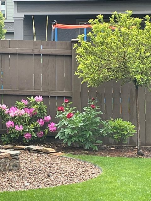 Tiny photo for 3137 NE Flagstone Avenue, Bend, OR 97701 (MLS # 220217502)