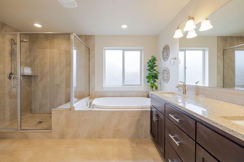 Tiny photo for 3137 NE Flagstone Avenue, Bend, OR 97701 (MLS # 220217502)