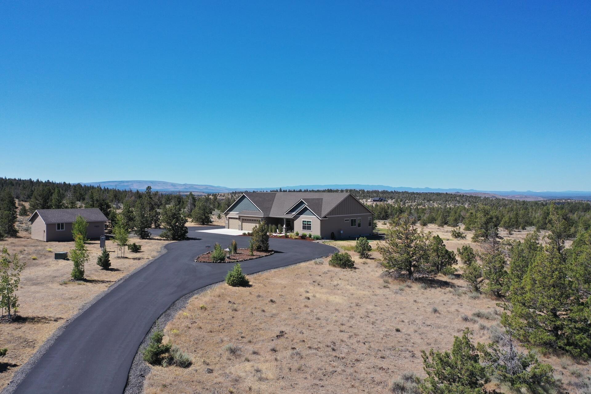 4416 SE Laredo Road