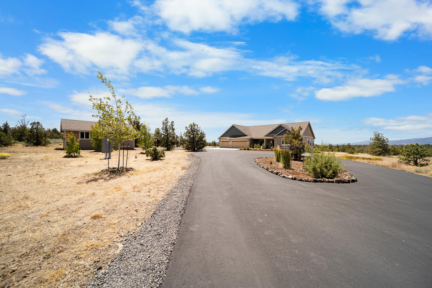 4416 SE Laredo Road