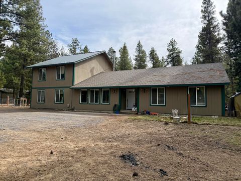 Photo of 15751 Park Drive, La Pine, OR 97739 (MLS # 220217031)