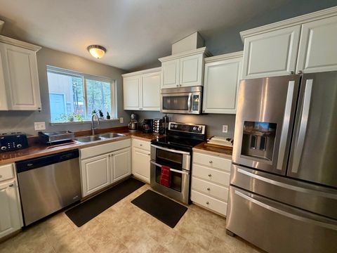 Tiny photo for 15751 Park Drive, La Pine, OR 97739 (MLS # 220217031)