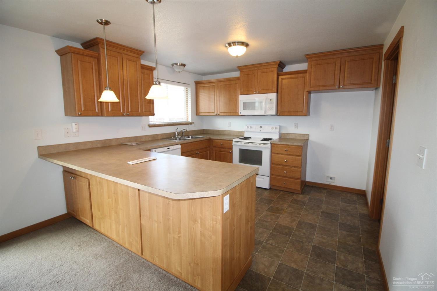 East Valley View Est - Residential