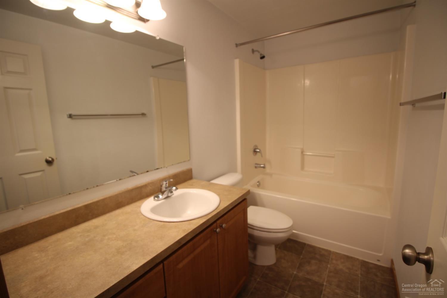 East Valley View Est - Residential