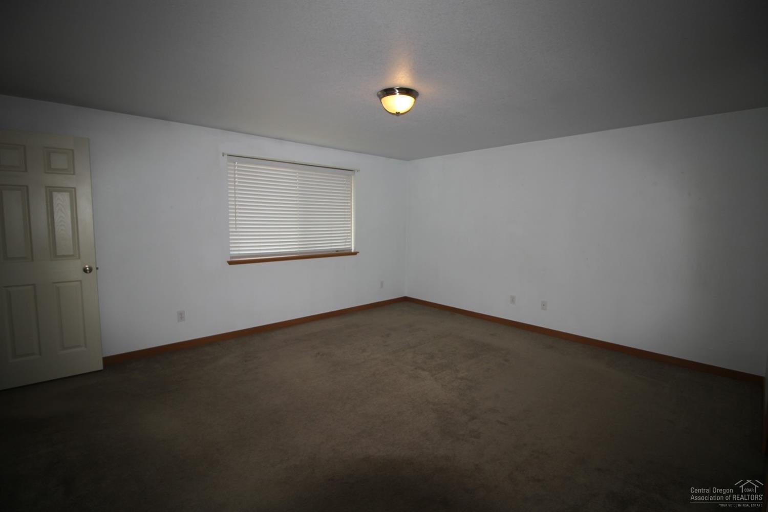 East Valley View Est - Residential