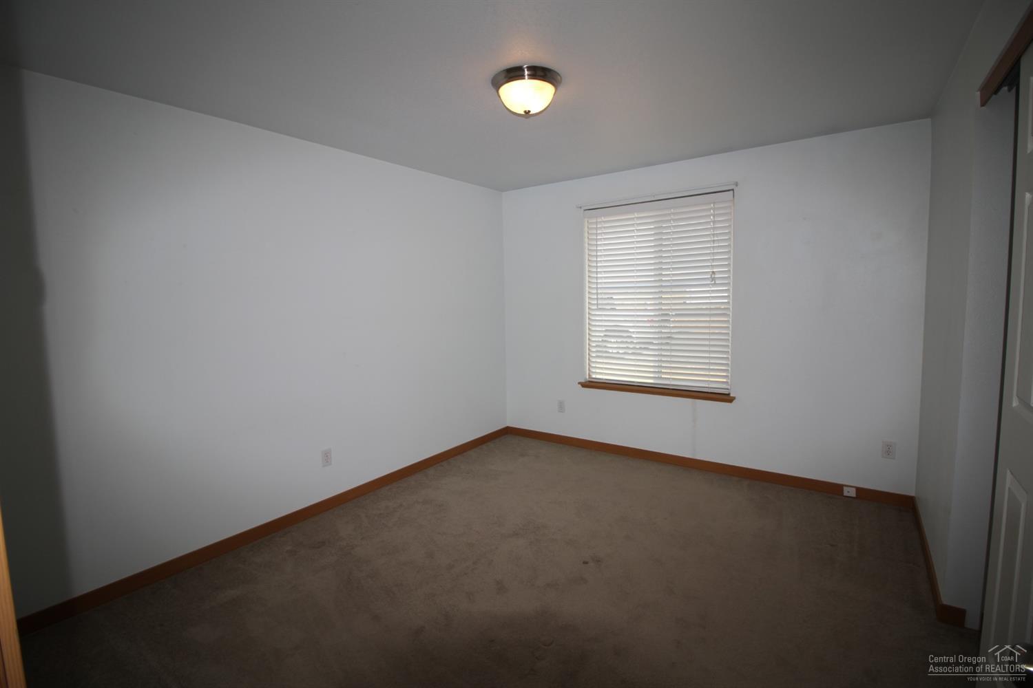 East Valley View Est - Residential