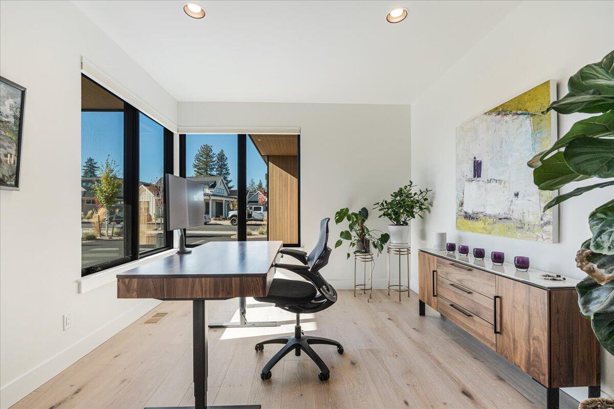 Discovery West Phase 5 - Residential