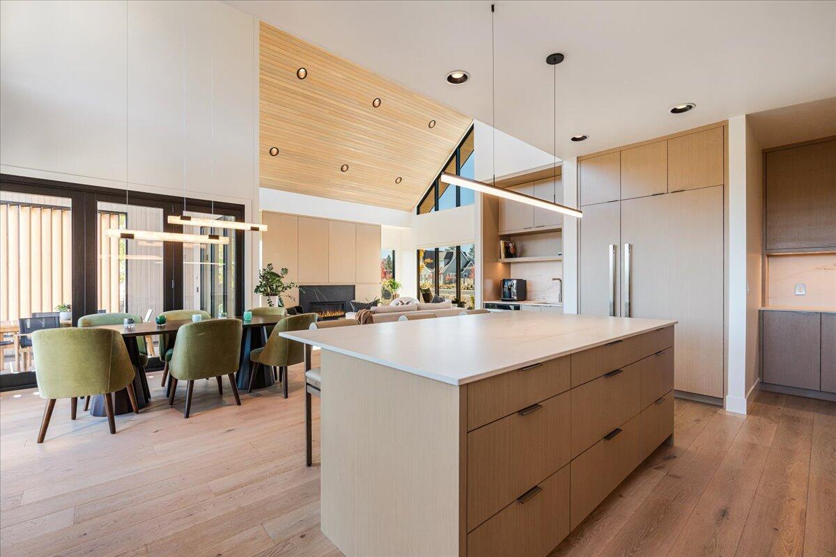 Discovery West Phase 5 - Residential