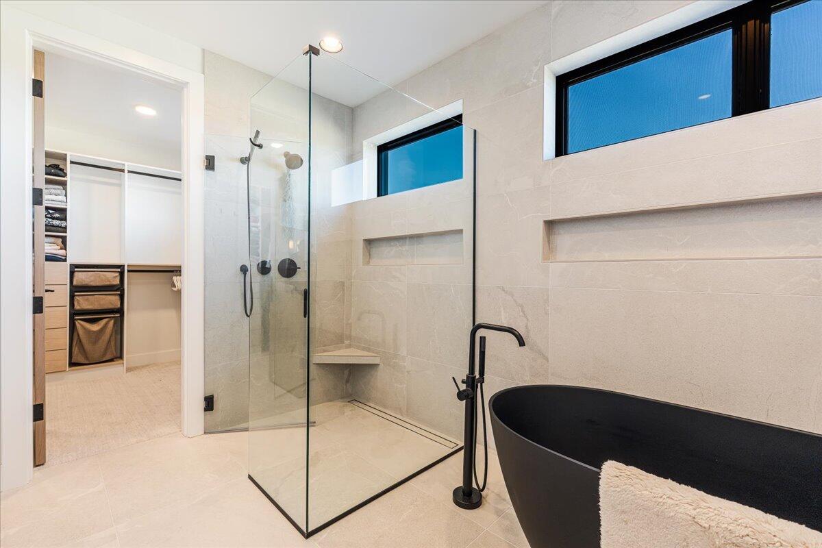 Discovery West Phase 5 - Residential