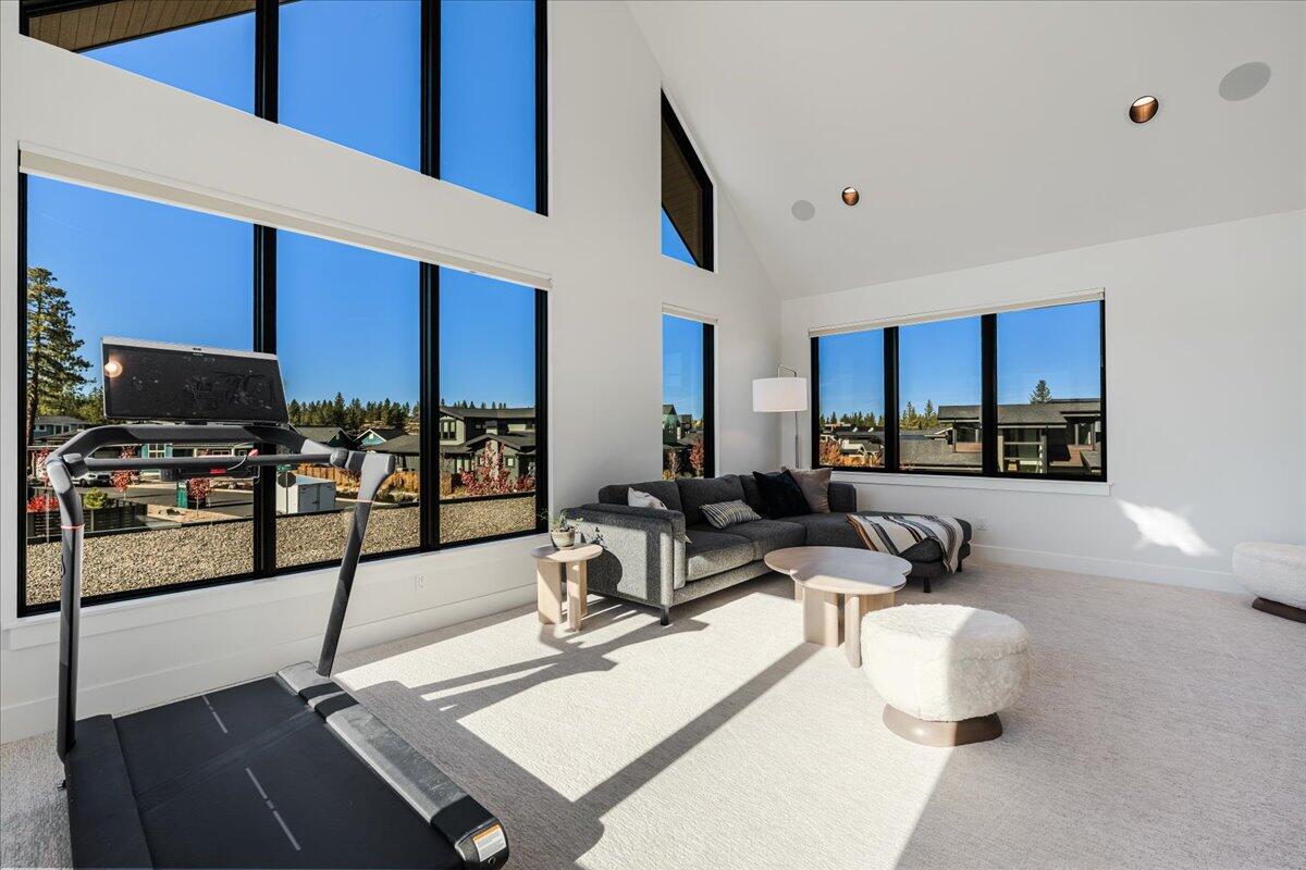 Discovery West Phase 5 - Residential