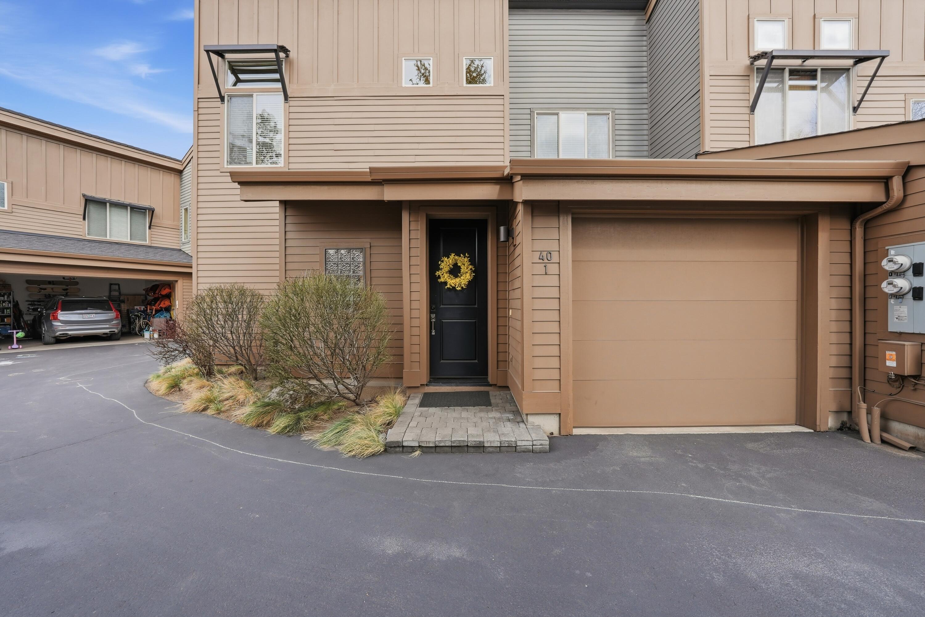 40 SW McKinley UNIT 1