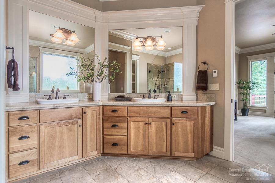 Awbrey Glen - Residential