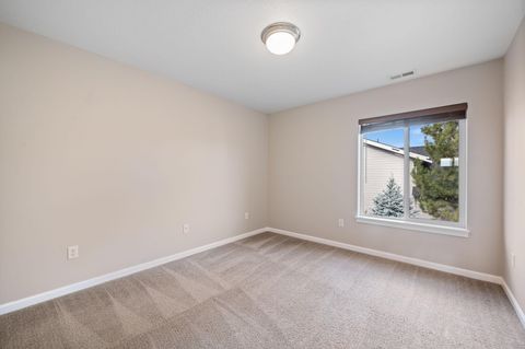 Tiny photo for 2055 NW Larch Avenue, Redmond, OR 97756 (MLS # 220211696)